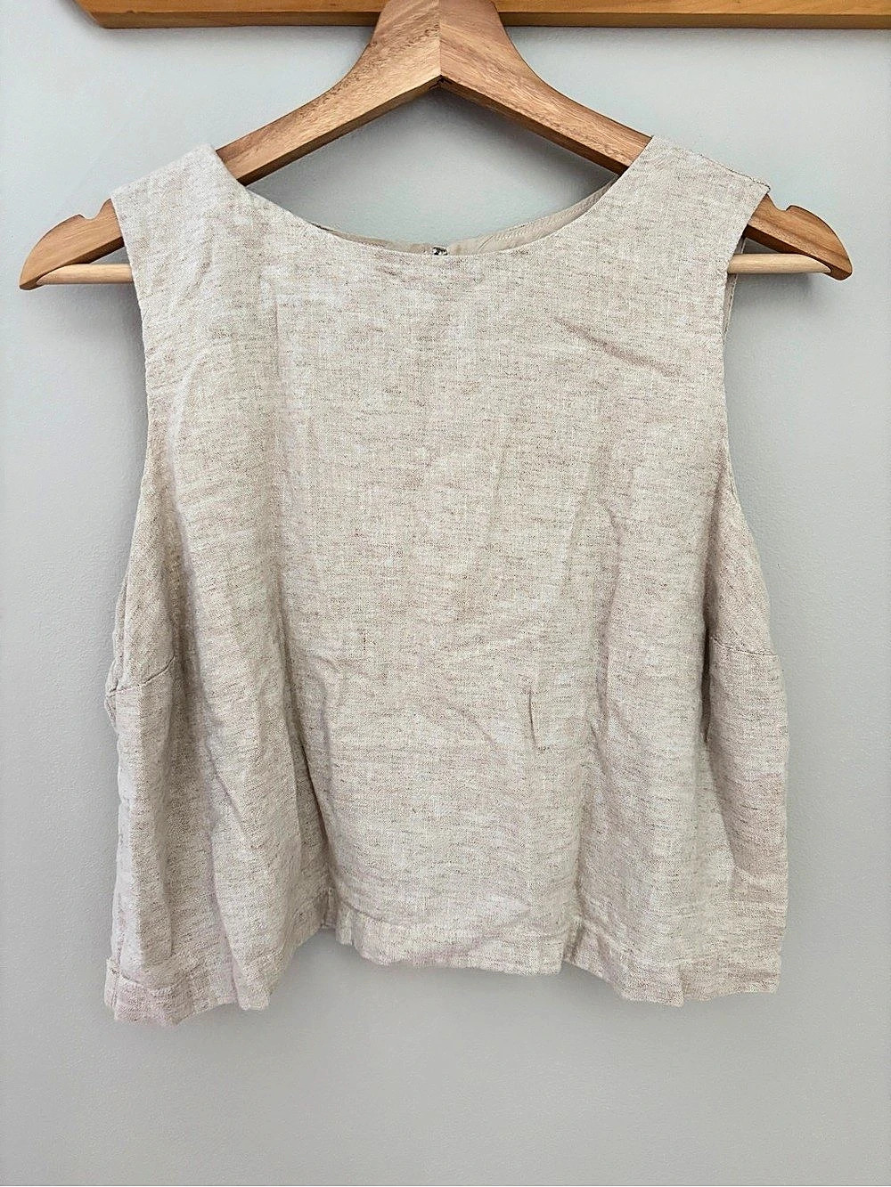 Abercrombie & Fitch Linen Blend Sleeveless Top in Beige Like New